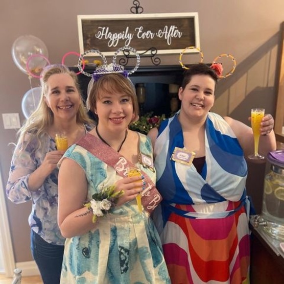 Meet your Posher, Michelle - Picture 1 of 1